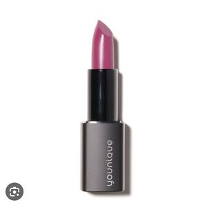NWT Younique creamy lipstick